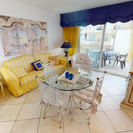 Superbe 2p Centre Avec Terrasse, Clim, Wi-fi - Fr-1-196-152 מנטון