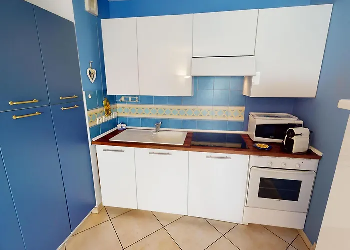 Superbe 2p Centre Avec Terrasse, Clim, Wi-fi - Fr-1-196-152 *